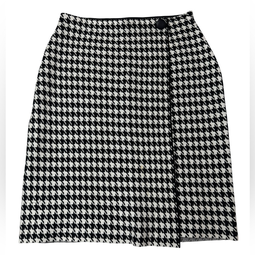 Milano Houndstooth Wrap Mini Skirt -‎ Size M